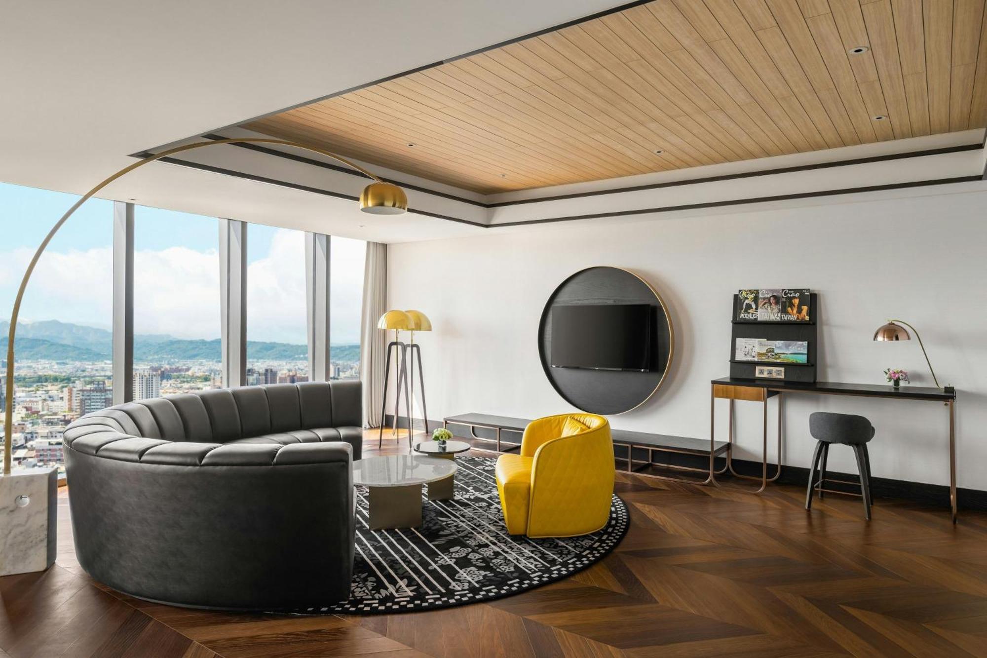 Le Meridien Taichung Buitenkant foto The Living Room at The Landmark