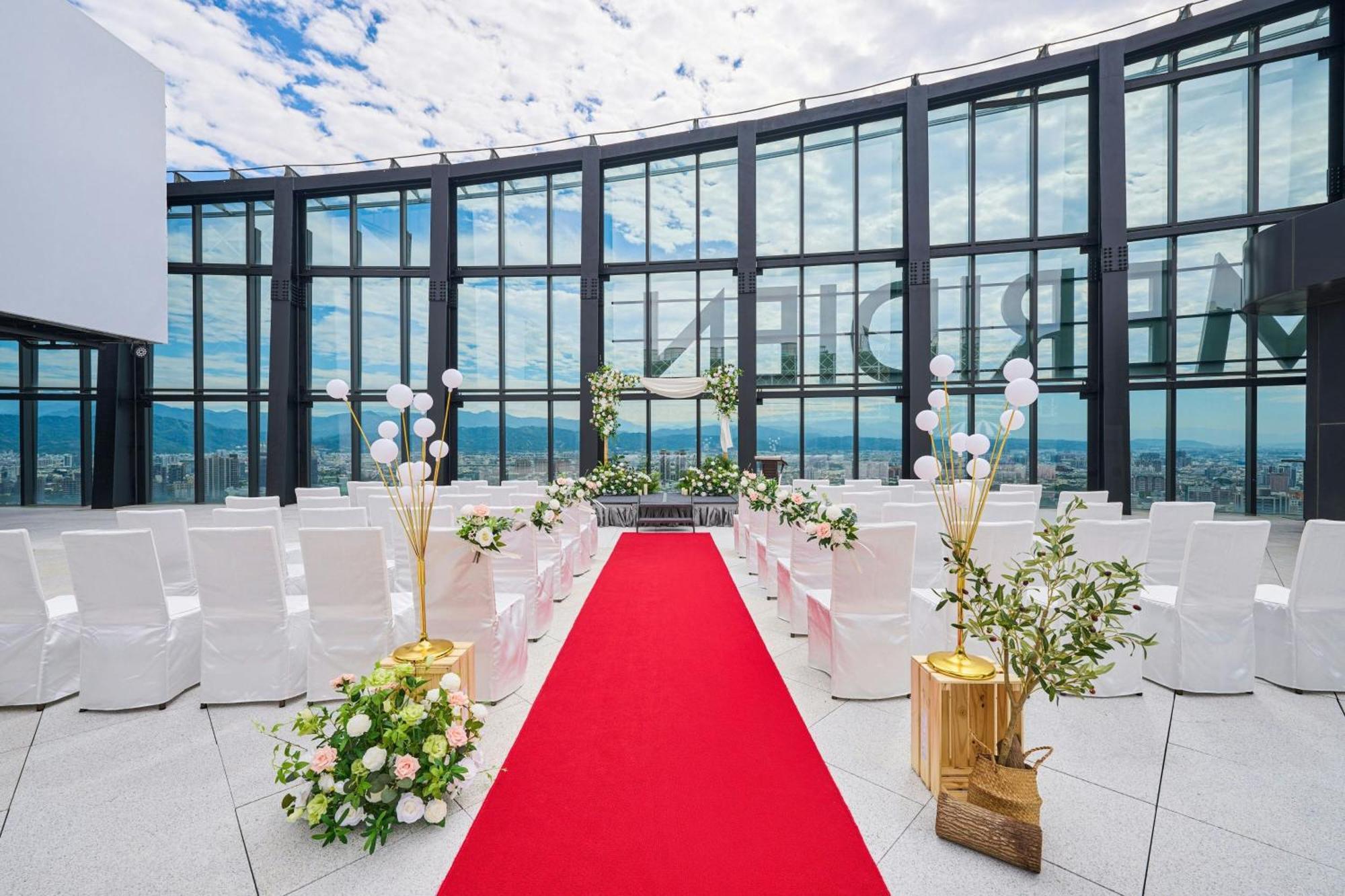 Le Meridien Taichung Buitenkant foto The Sky Chapel