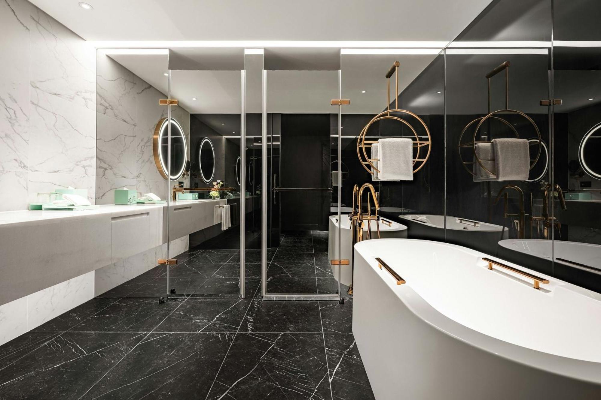Le Meridien Taichung Buitenkant foto Bathroom interior design